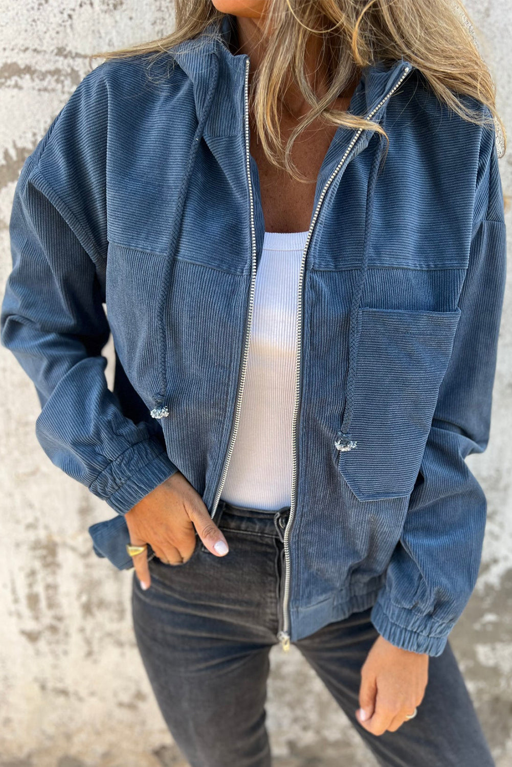 Teal Kapuzenjacke mit verstellbarem Kordelzug und Zip-Verschluss