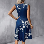 Sommerliches knielanges Damen-Midi-Kleid