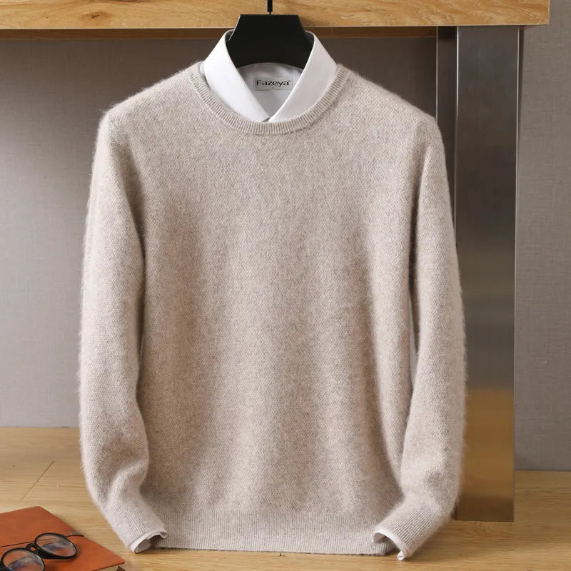 Modischer Strickpullover