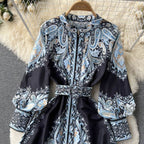 Tailliertes A-Linien-Kleid mit Blumenmuster