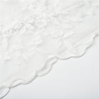 Stilvolles weißes Sommerkleid